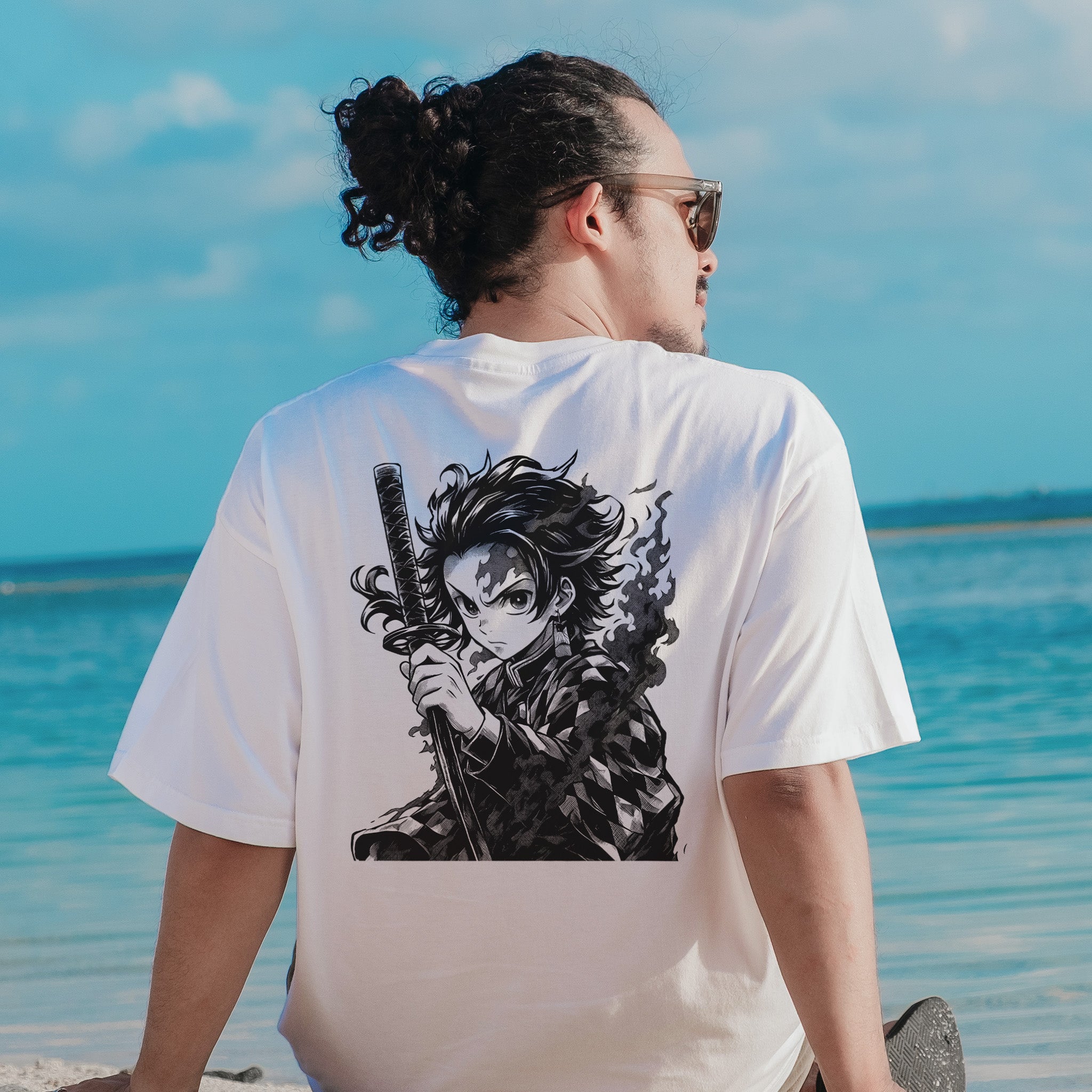 CLASSIC WHITE TANJIRO Unisex Oversized Classic T-Shirt